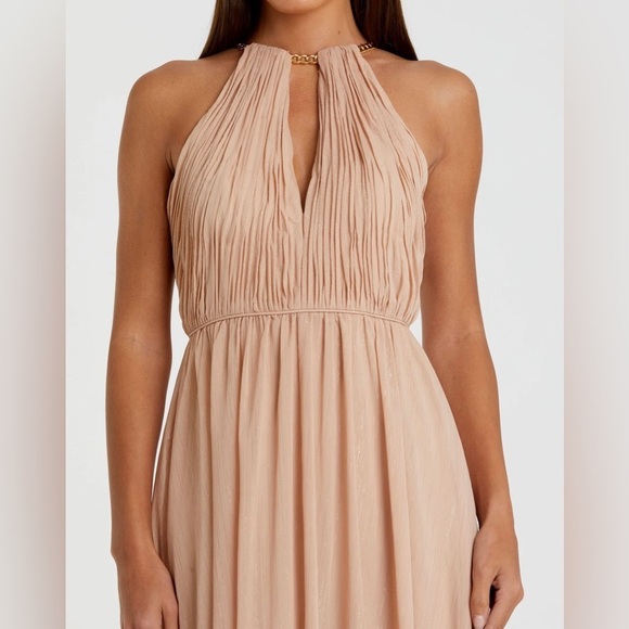 MAC DUGGAL 55822 NWT Chain Trim Keyhole Halter Neck A Line Gown - Picture 2 of 7